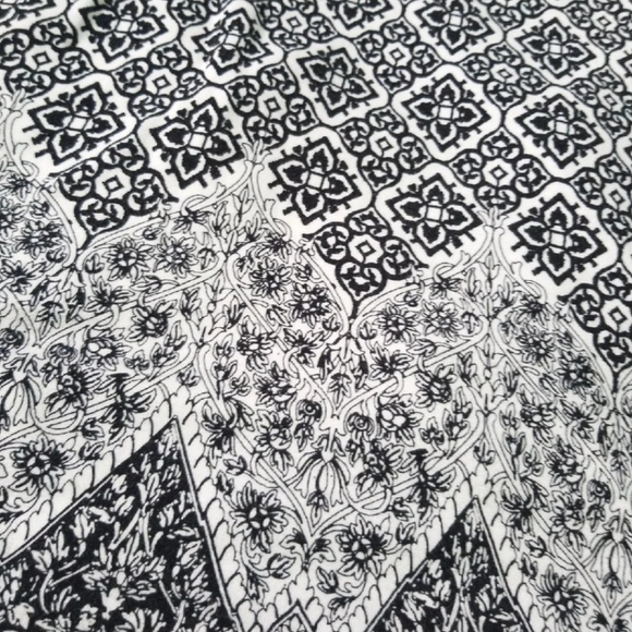 Tank - Picture 2 of 4